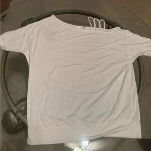 Cbrand White Off shoulder detailed top